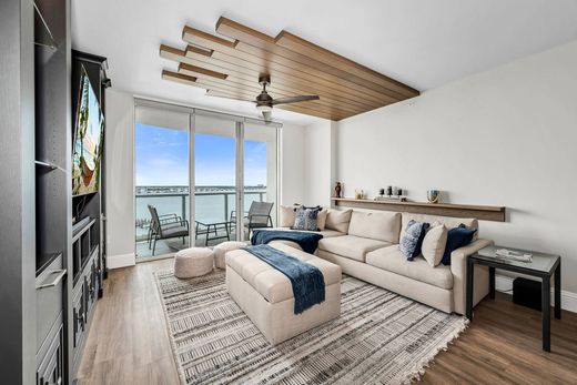 Apartment in Fort Myers, Lee County