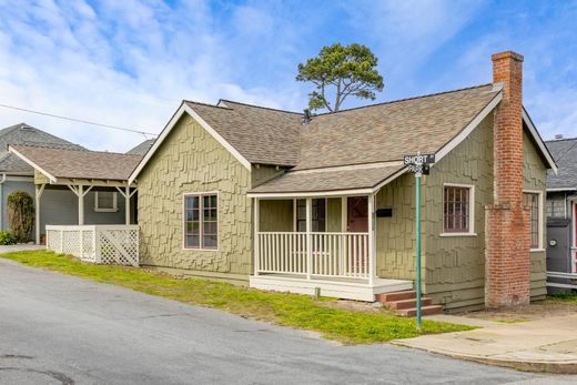 Detached House in Pacific Grove, Monterey County