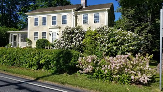 Detached House in Bridgewater, Litchfield County