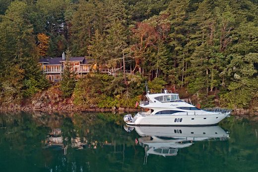 Vrijstaand huis in Salt Spring Island, Capital Regional District