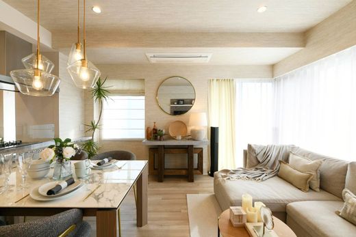 Apartment for sale in Kōtō
