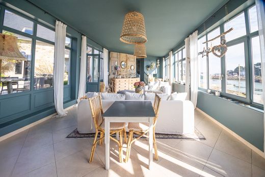 豪宅  Ploubazlanec, Côtes-d'Armor