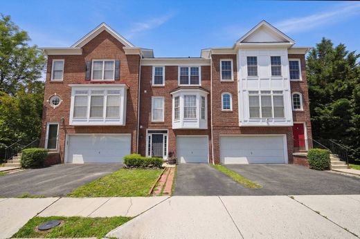 Luxury home in Chantilly, Fairfax County