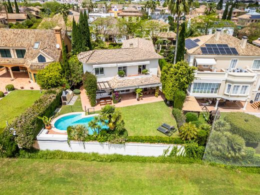 Detached House in Bormujos, Province of Seville