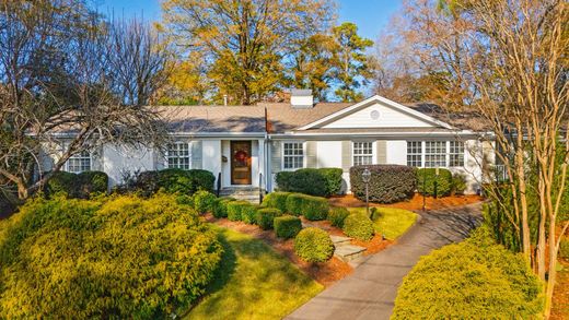 Dom jednorodzinny w Raleigh, Wake County