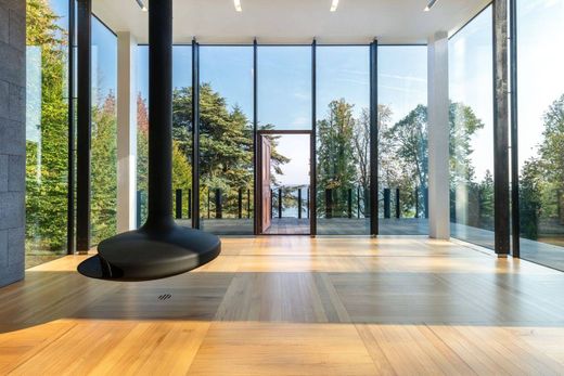 Luxury home in Dully, Nyon District