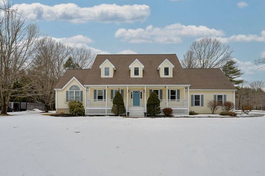 Detached House in Brentwood, Rockingham County