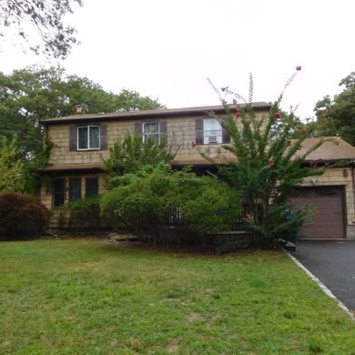 Casa de lujo en Ronkonkoma, Suffolk County