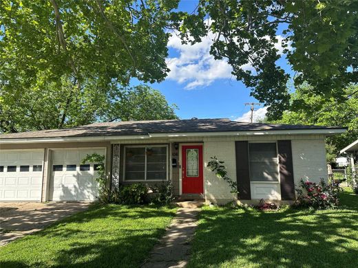 Detached House in Austin, Travis County