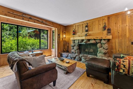Einfamilienhaus in Tahoe City, Placer County