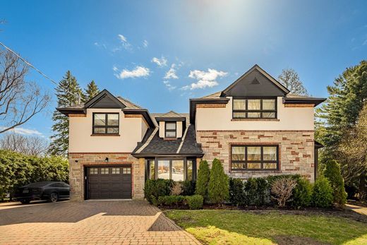 Detached House in Hampstead, City of Montréal