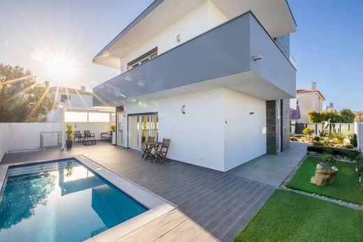 Detached House in Cascais, Lisbon