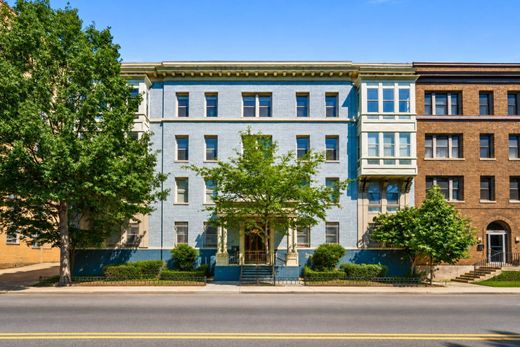 Apartment in Washington, Washington County