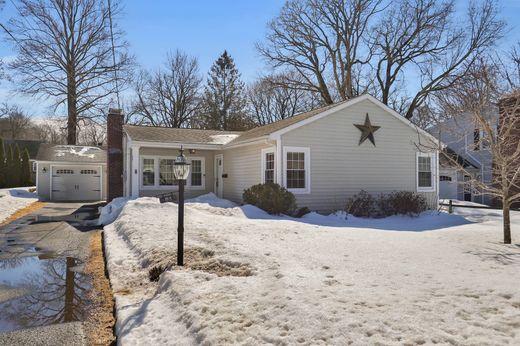 Detached House in Bristol, Hartford County
