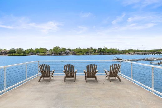 Luxury home in Kingsland, Llano County