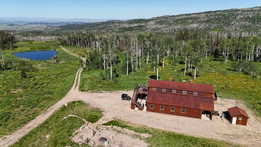 Detached House in Hayden, Routt County