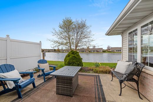 Apartment in Green Bay, Brown County