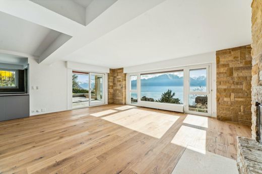Detached House in Montreux, Riviera-Pays-d'Enhaut District