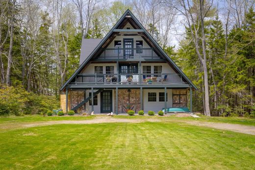 Detached House in Mount Desert, Hancock County