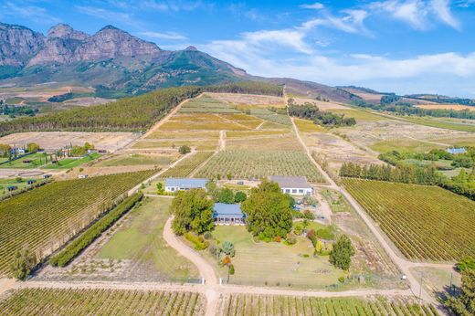 Landsitz in Stellenbosch, Cape Winelands District Municipality