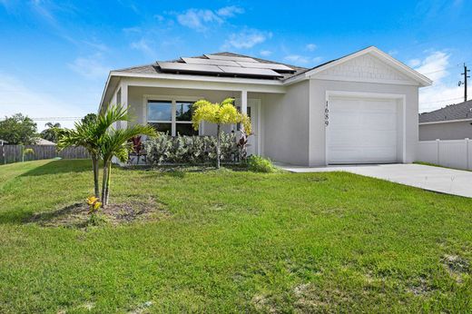 Detached House in Palm Bay, Brevard County