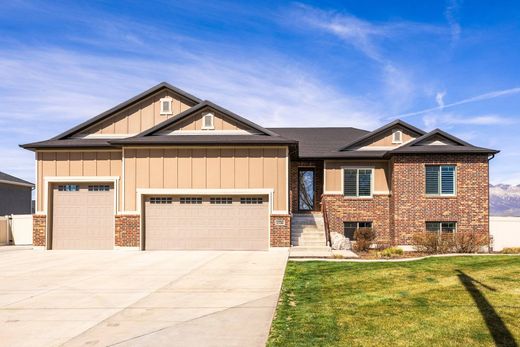 Detached House in Marriott-Slaterville, Weber County