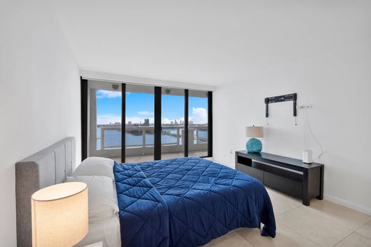 아파트 / 마이애미, Miami-Dade County