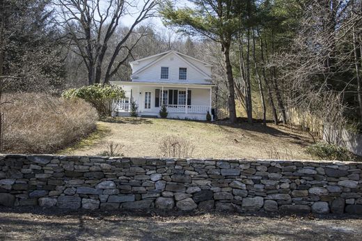 Detached House in Washington, Litchfield County