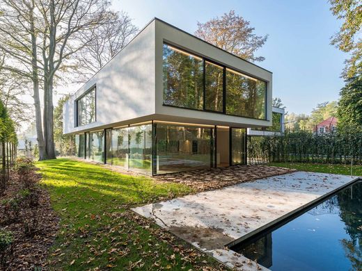 Maison individuelle à Rhode-Saint-Genèse, Brabant-Flamand