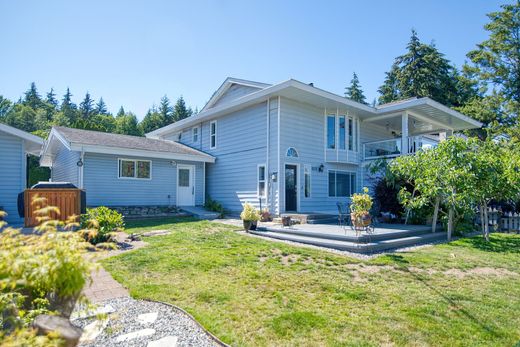 Sechelt, Sunshine Coast Regional Districtの高級住宅