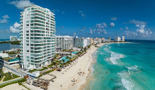 Apartment / Etagenwohnung in Cancún, Benito Juárez