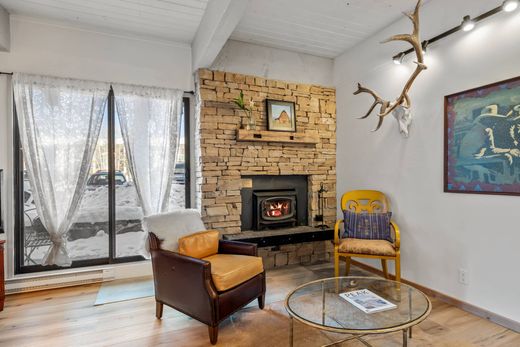 Apartment / Etagenwohnung in Steamboat Springs, Routt County