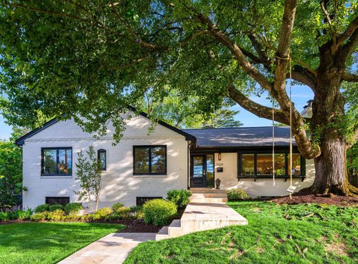 Luxury home in Arlington, Arlington County