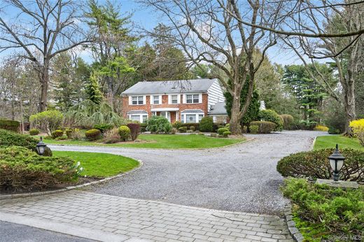 Detached House in Brookville, Nassau County