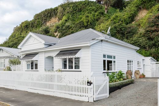 Willa w Napier, Napier City