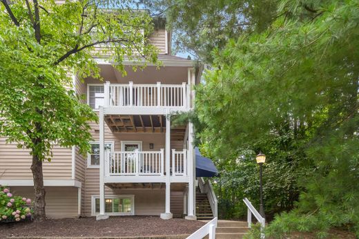 Apartment / Etagenwohnung in Rockville, Montgomery County