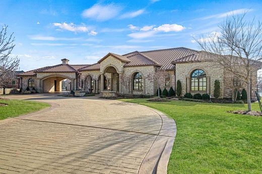 Luxury home in Edmond, Oklahoma County