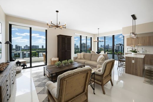 Piso / Apartamento en Aventura, Miami-Dade County