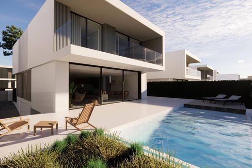 단독 저택 / Faro, Distrito de Faro