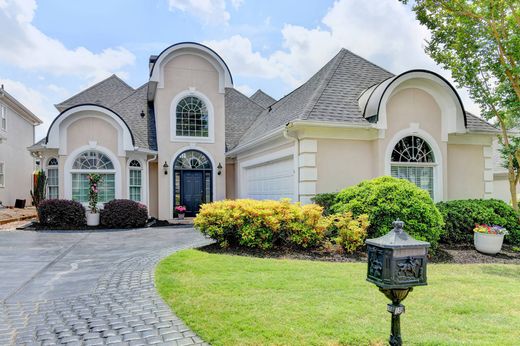 Detached House in Alpharetta, Fulton County