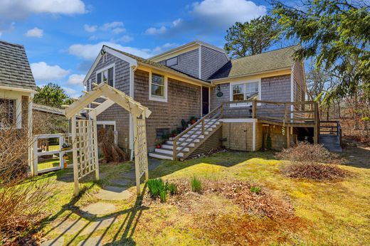 Detached House in West Tisbury, Dukes County