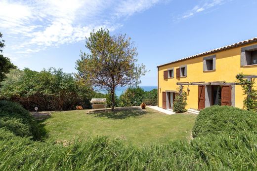 Detached House in Ancona, Provincia di Ancona