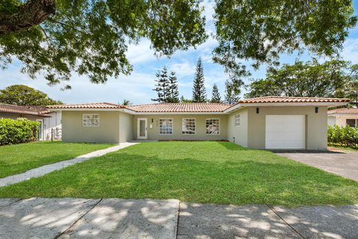 Luxury home in Miami Lakes, Miami-Dade