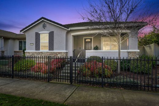 Luxury home in Sacramento, Sacramento County