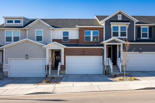 Townhouse in Riverton, Salt Lake County