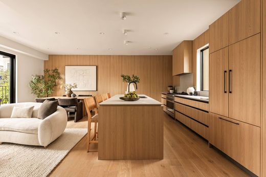 Detached House in Los Angeles, Los Angeles County