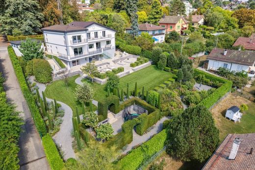 Vrijstaand huis in Lausanne, Lausanne District