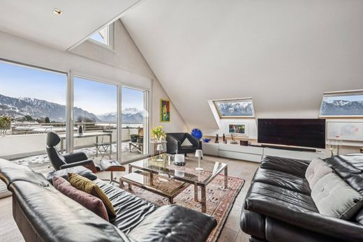 Duplex in St-Légier-La Chiésaz, Riviera-Pays-d'Enhaut District