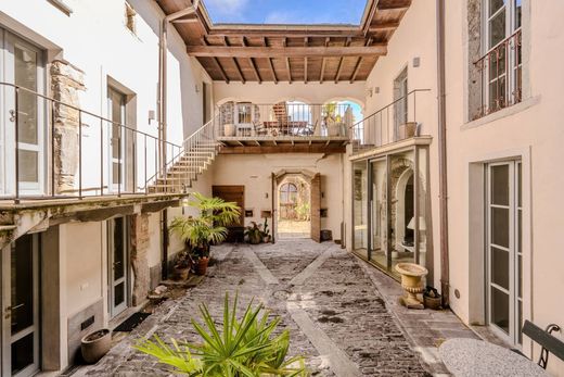 Villa in Oggebbio, Verbania