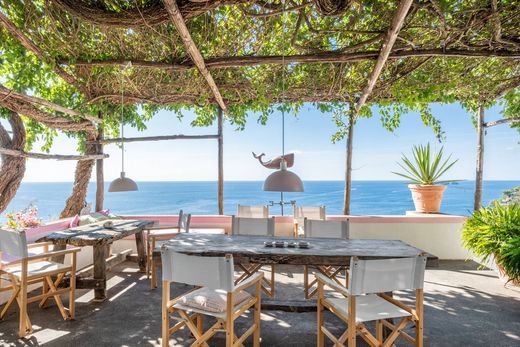 Villa a Positano, Salerno